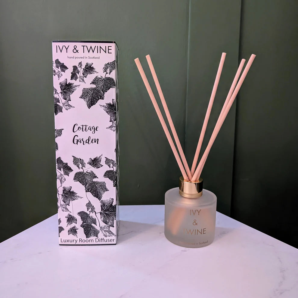 Ivy & Twine Cottage Garden (100ml) Diffuser