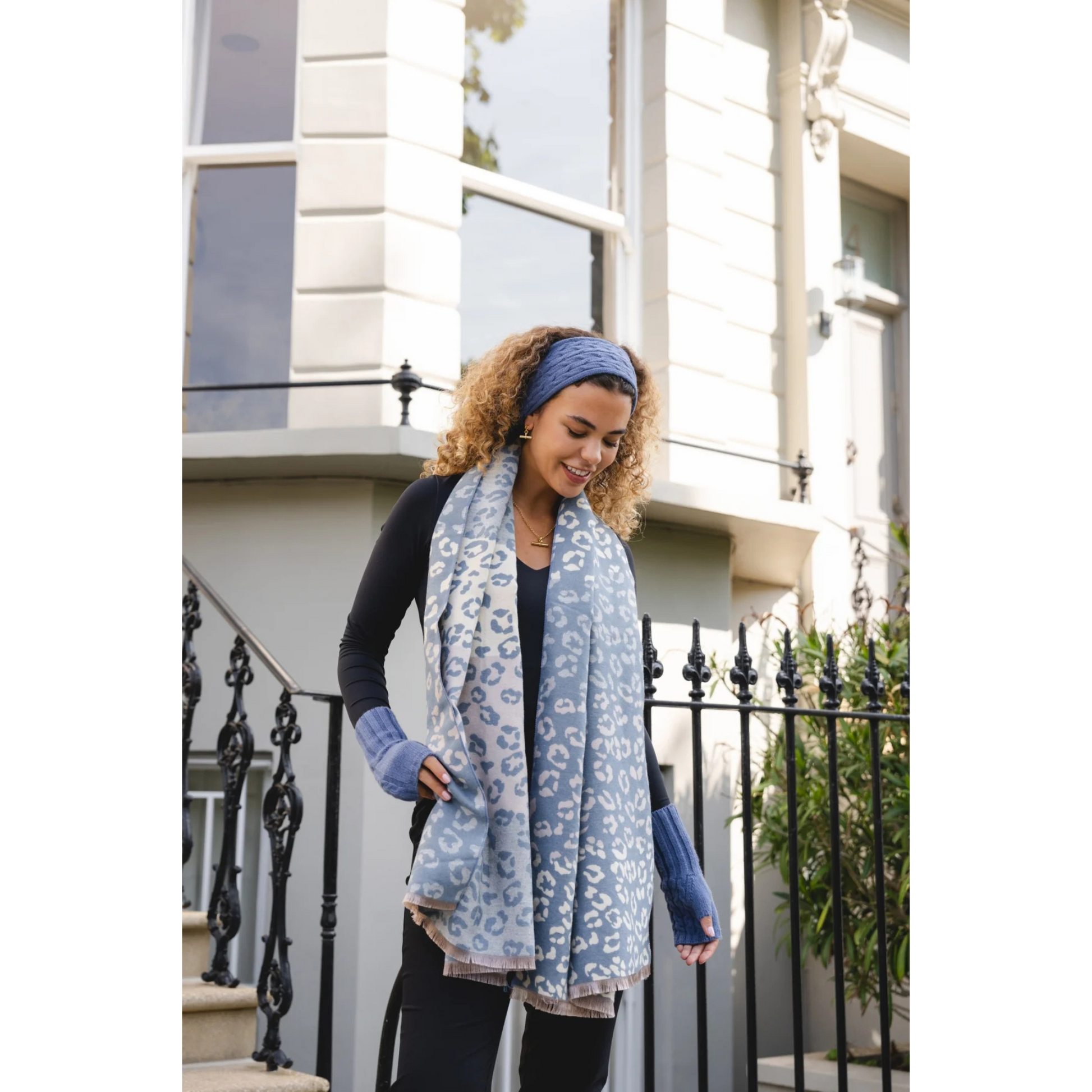 Park Lane Cable Knit Fingerless Gloves