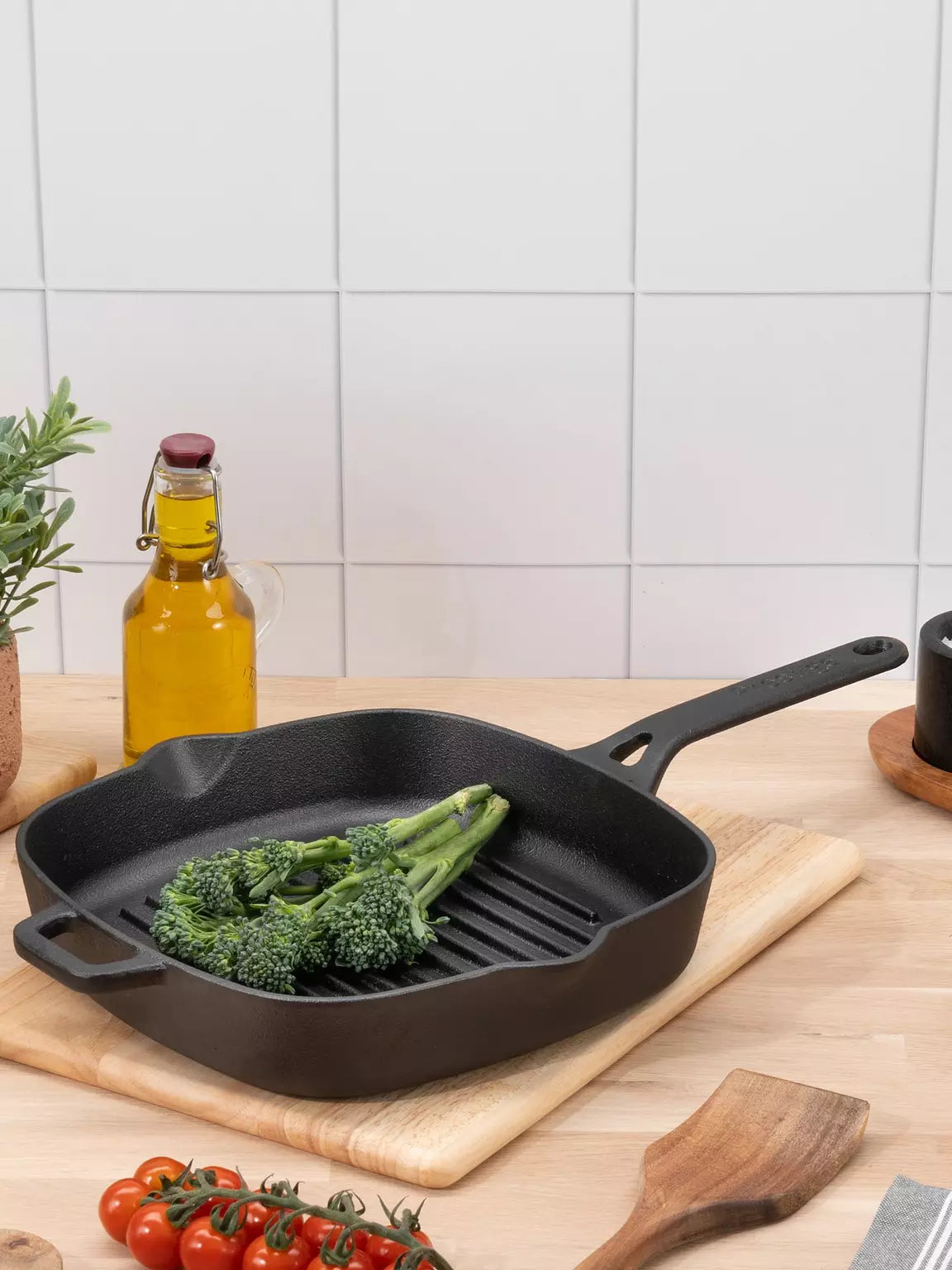 Prestige Cast Iron Grill Pan 25cm