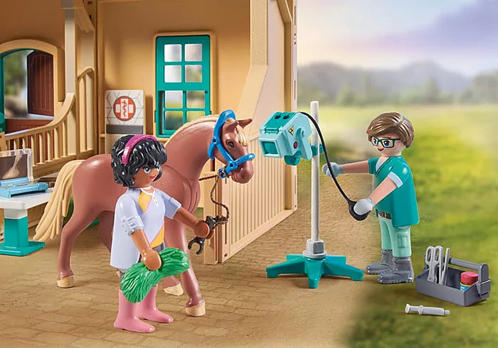 Playmobil Horses of Waterfall Riding Therapy and Veterinary Practice