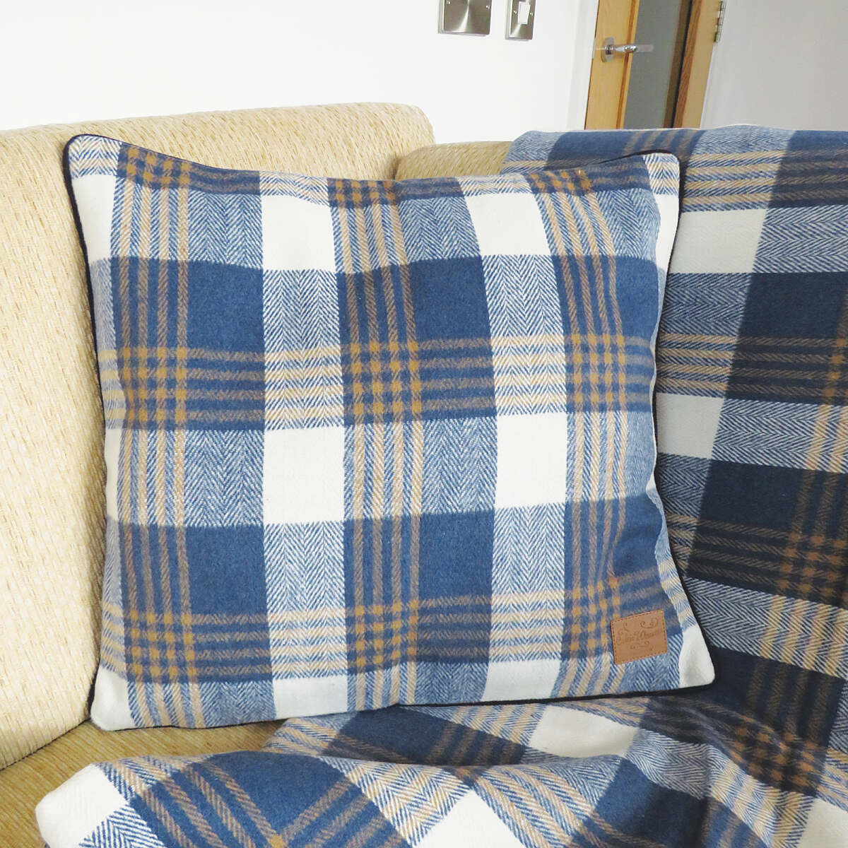 Samuel Lamont Tweed Piped Cushion Cover 18" x 18" Blue