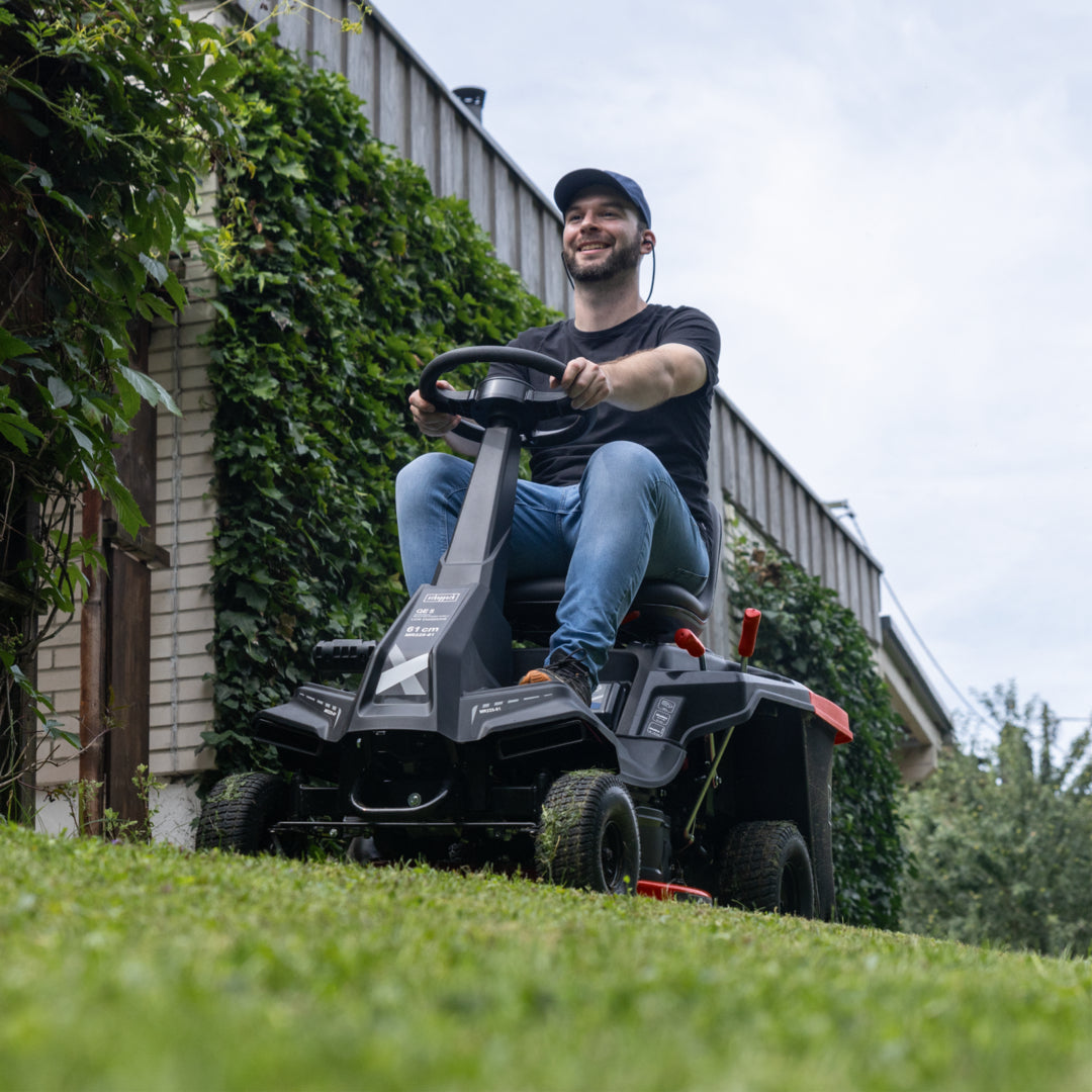 Scheppach MR230-61 Petrol Ride-On Lawn Mower 61cm
