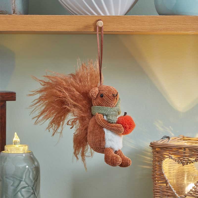 Smart Garden Cyril Squirrel Pendant Hanging Decoration