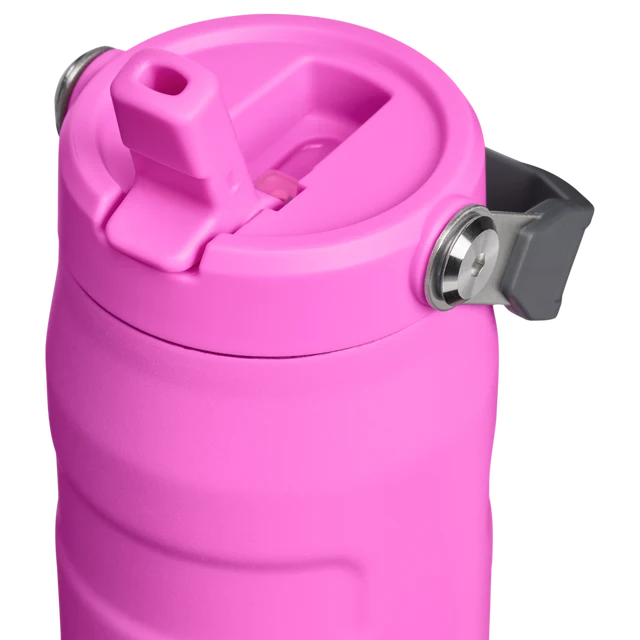 Stanley IceFlow Bottle Flip Straw 2.0 Hot Pink 0.71L showing detail of the lid and removable spout mechanism