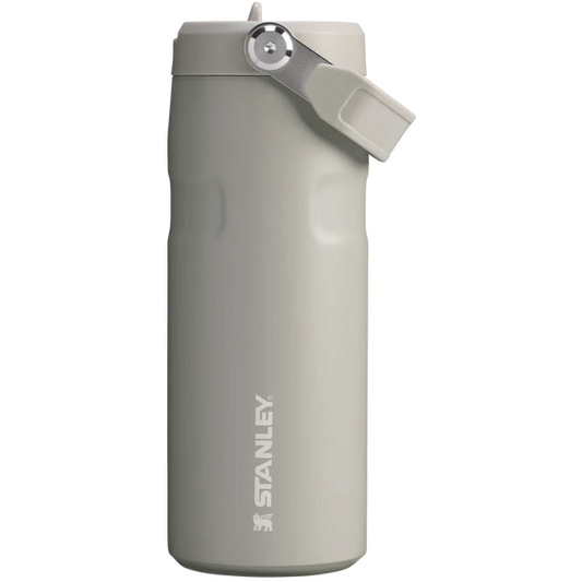 Stanley IceFlow Bottle Flip Straw 2.0 Ash 0.47L showing detail of the lid and removable spout mechanism