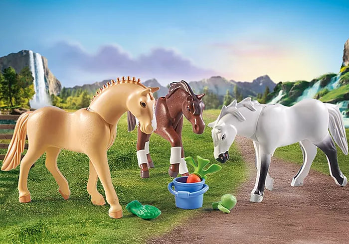 Playmobil Horses of Waterfall - Three Horses with Saddle