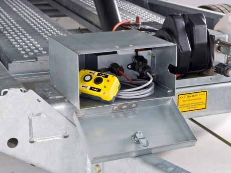 Ifor Williams TT3017 9ft 9in Twin Axle Tipper with LEDs