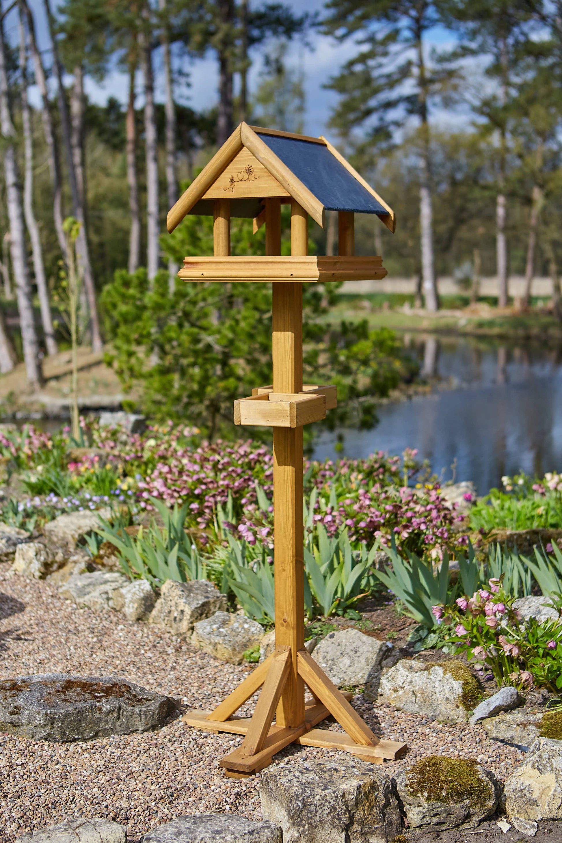 Tom Chambers Queen Bee Bird Table