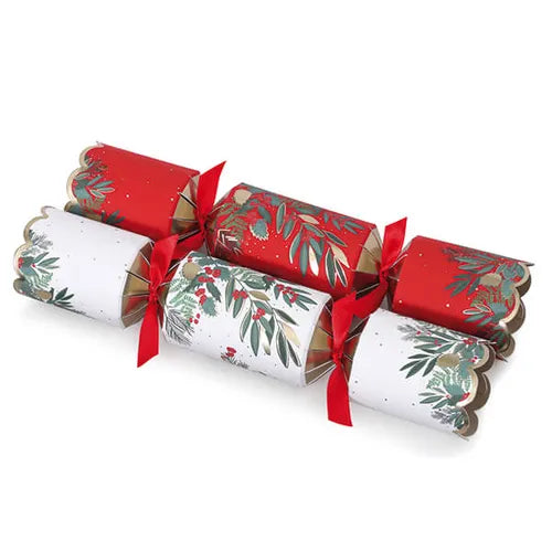 Tom Smith box of 8 red and white deluxe 14 inch Christmas crackers with red ribbon ties and foliage designs.