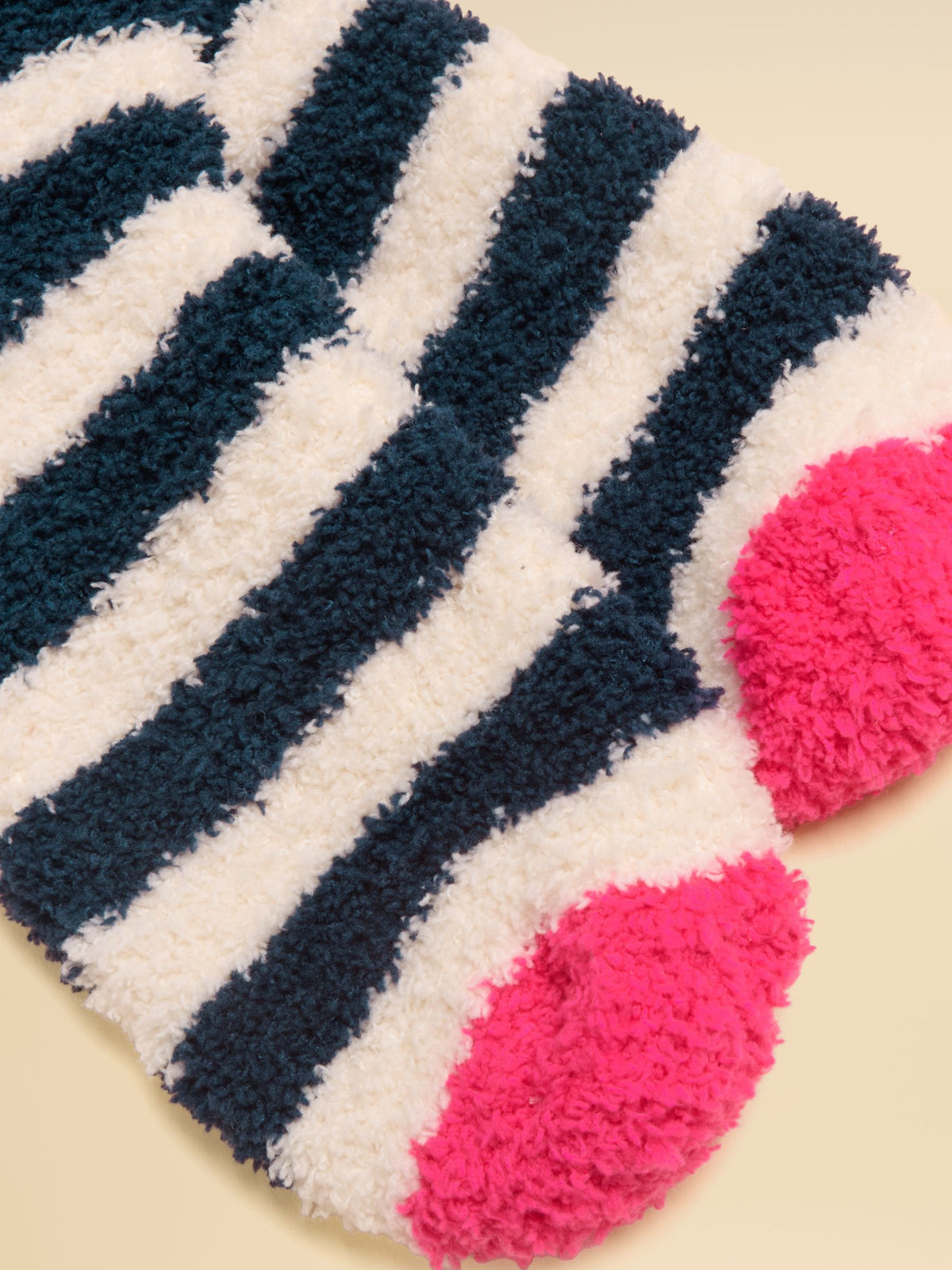 Joules Women's Fluffy Socks