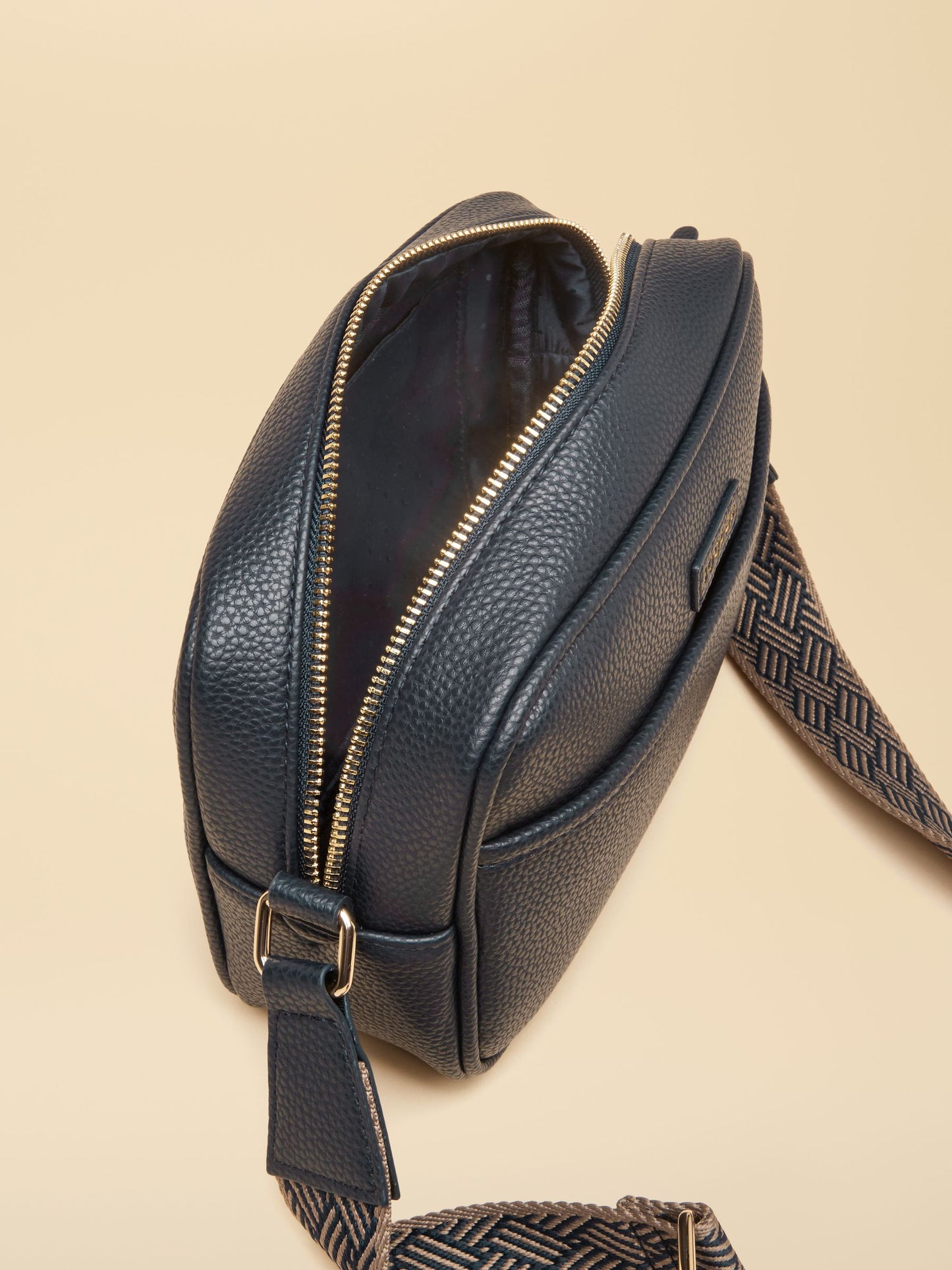 Joules Trent Cross Body Bag