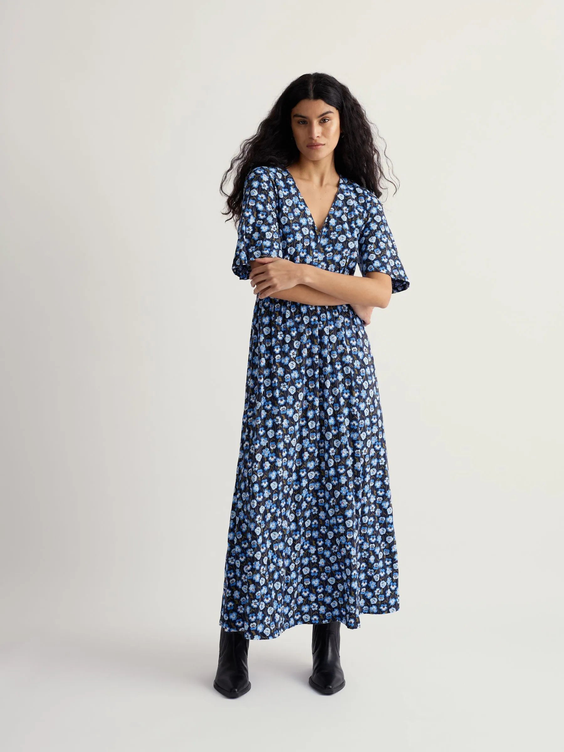 Seasalt Chateaux Half-Sleeve Maxi Dress in Pressed Pansies Sail