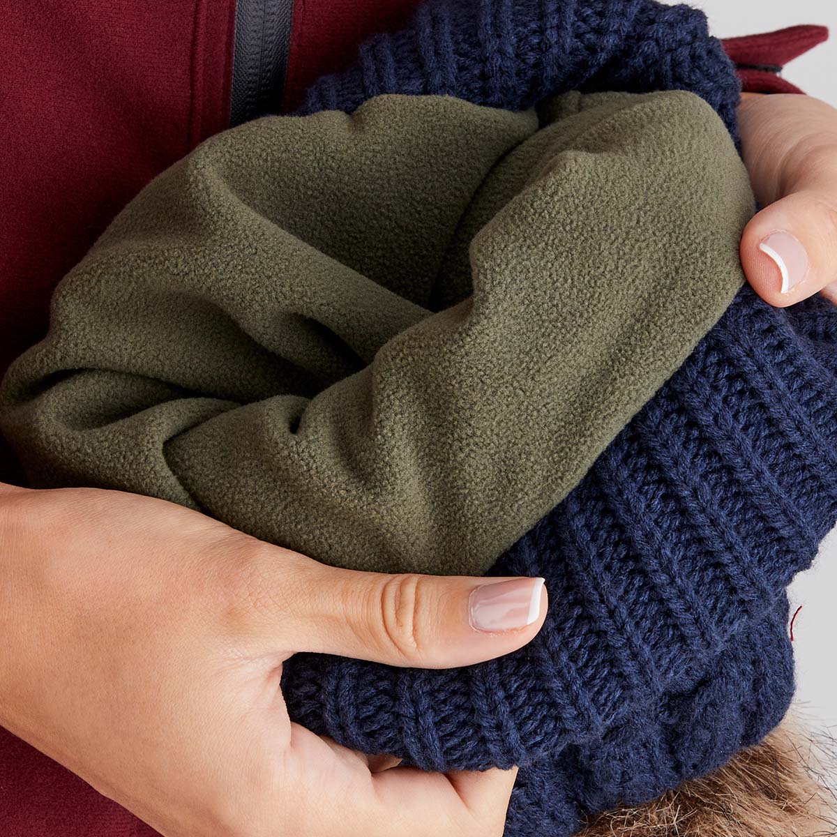 Ridgeline Nordic Fleck Bobble Hat