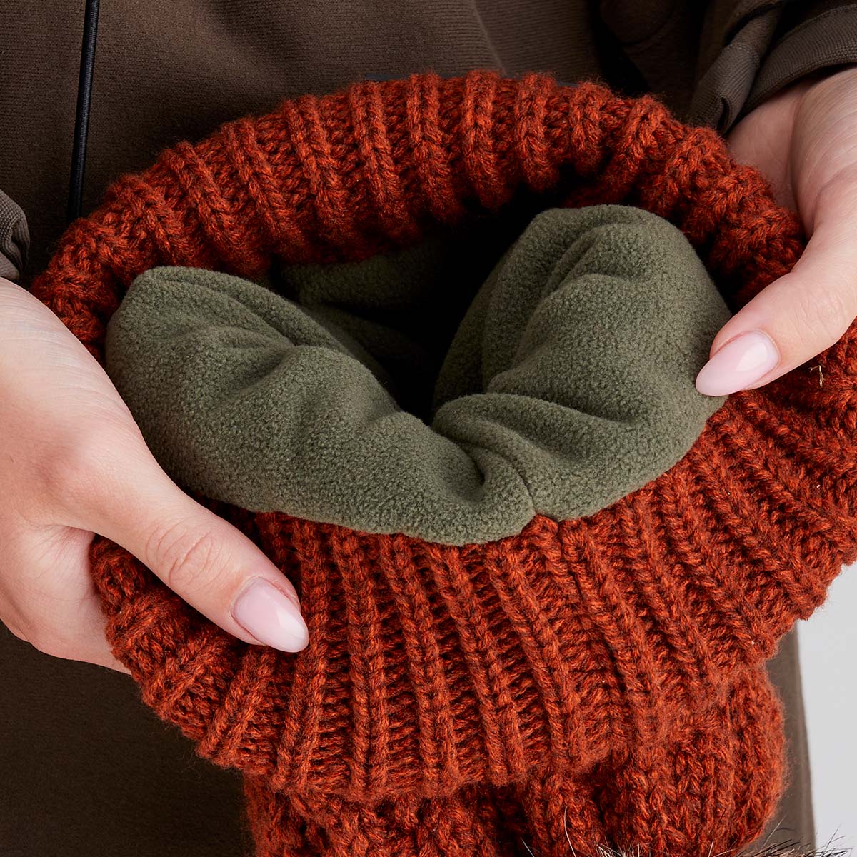 Ridgeline Nordic Fleck Bobble Hat