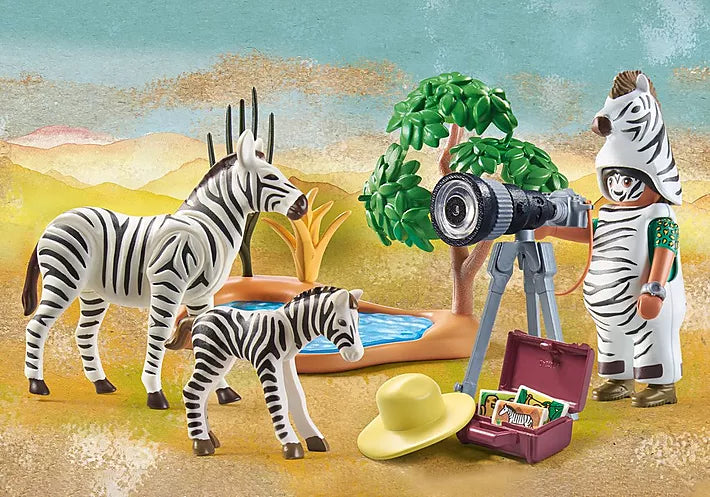 Playmobil Wiltopia Photographer with Zebras
