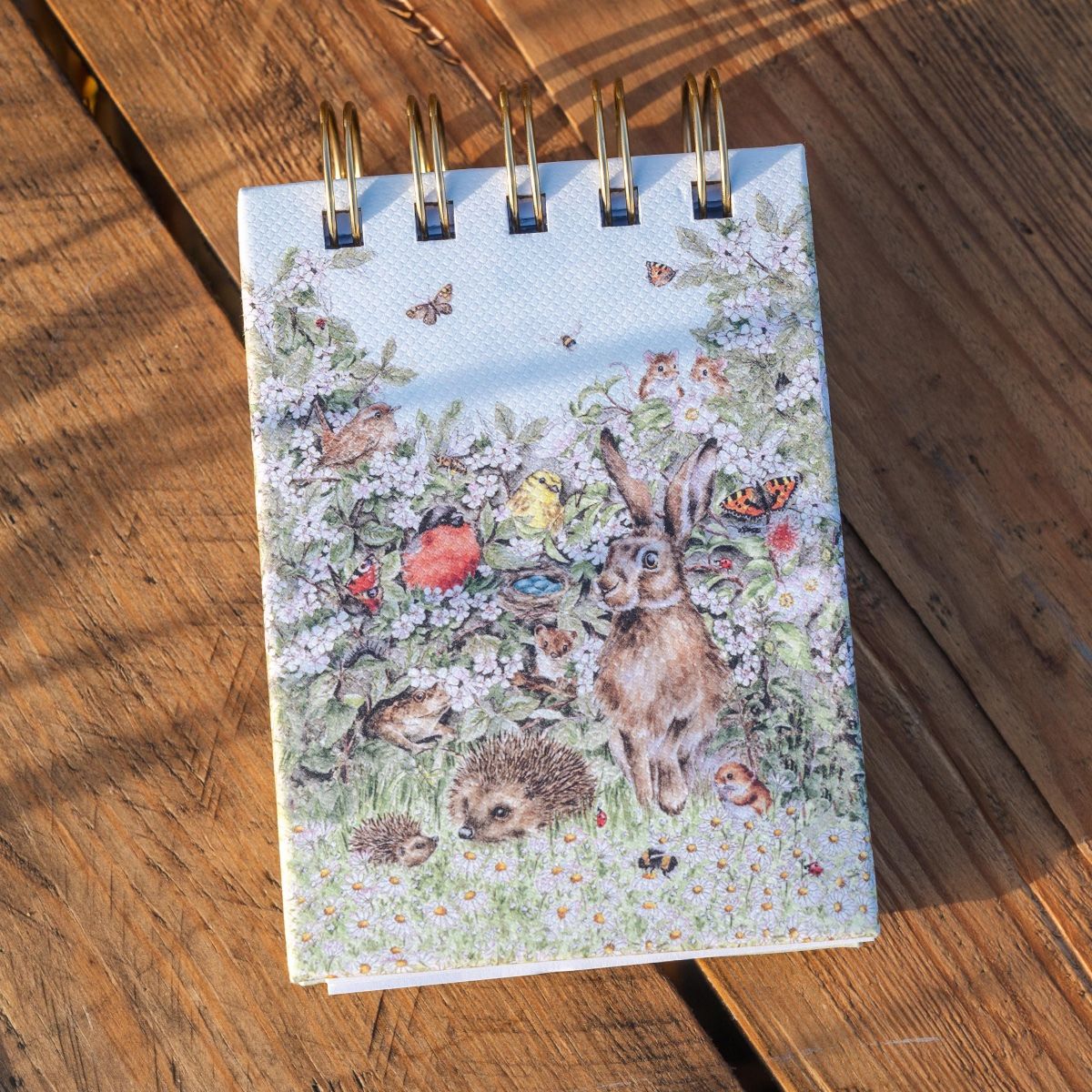 Wrendale Hidden In The Hedgerow Nature Field Notebook