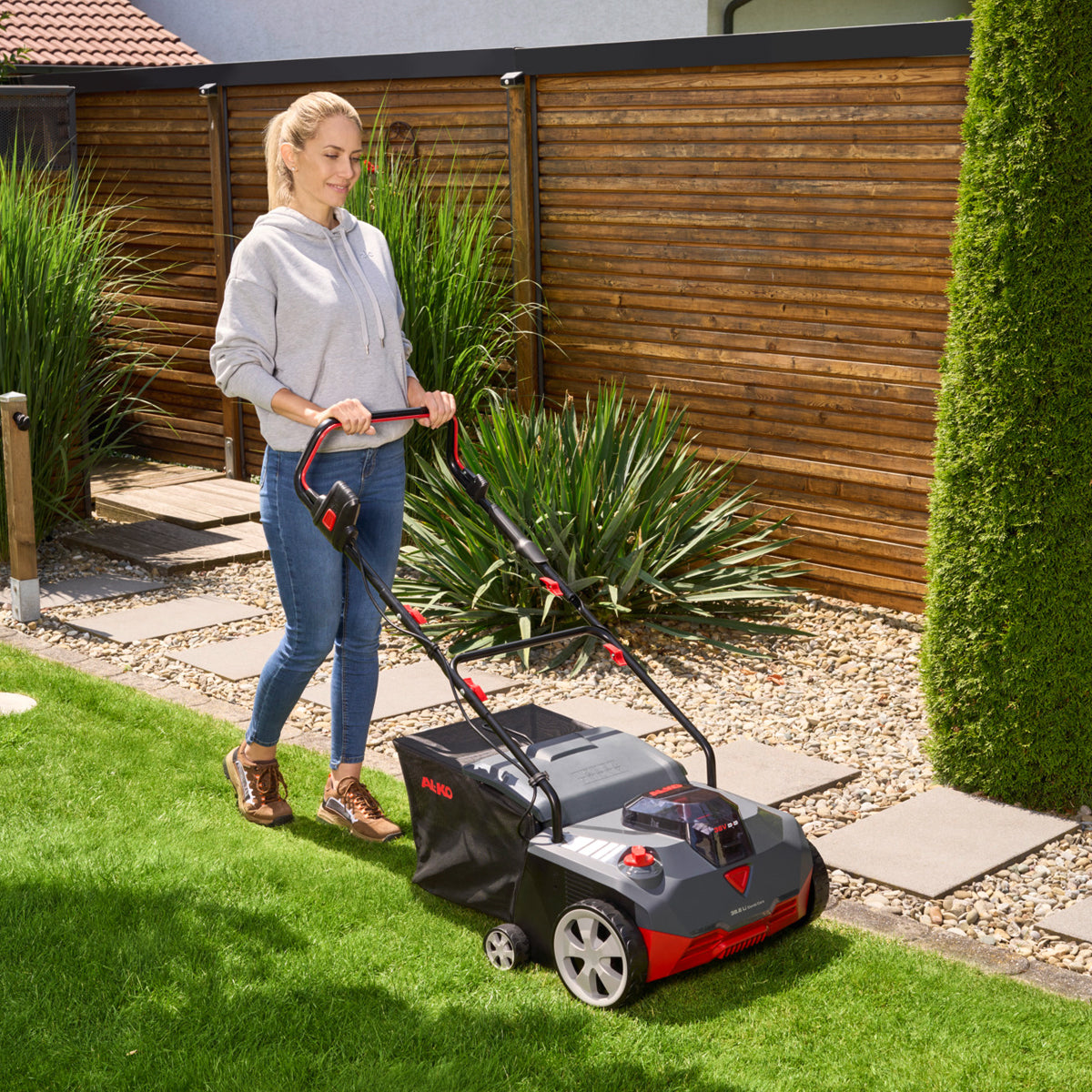 AL-KO Comfort 38.6 Li Combi Care Cordless Lawn Scarifier 38cm with Battery & Charger
