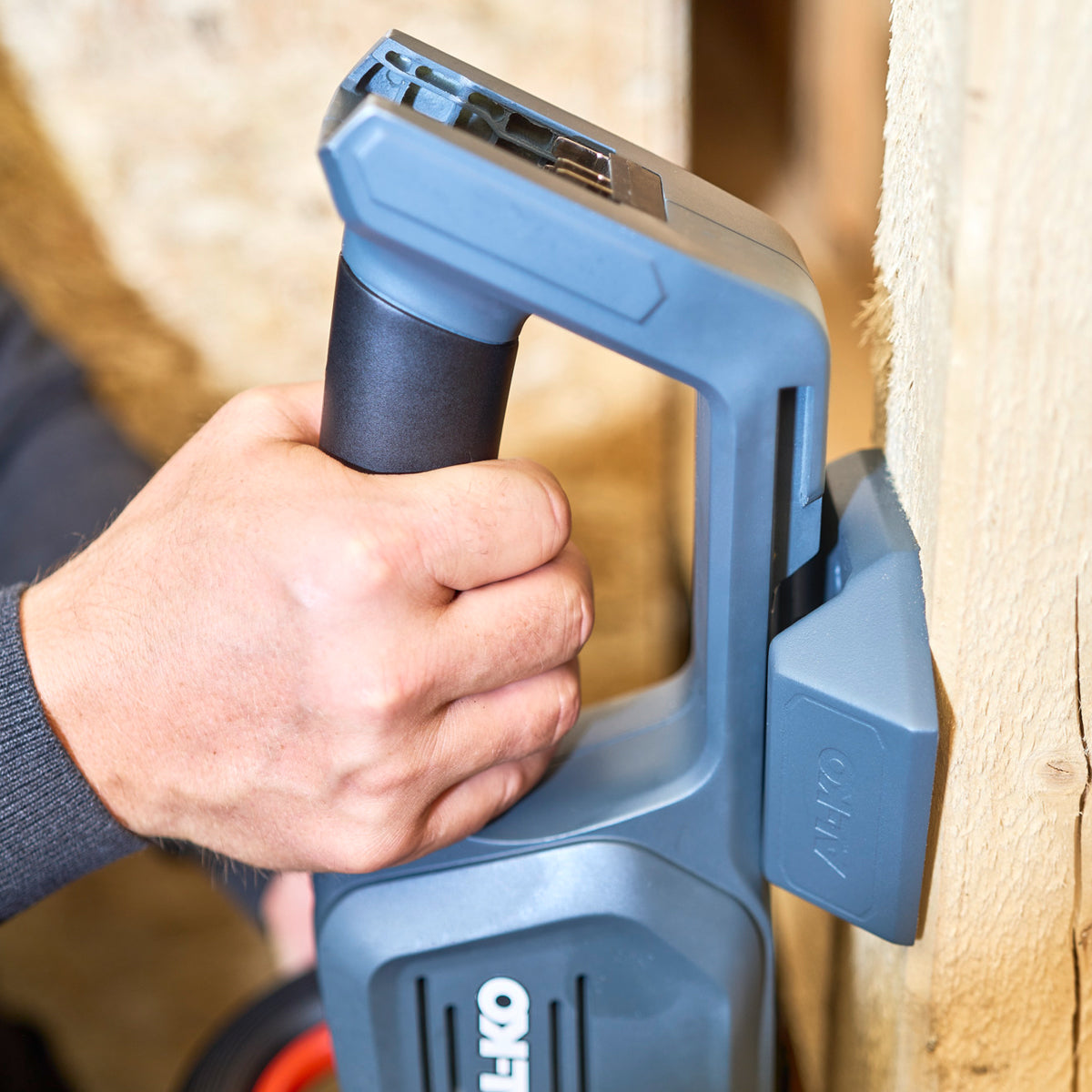 AL-KO Comfort HTD 1855 Cordless Hedge Trimmer