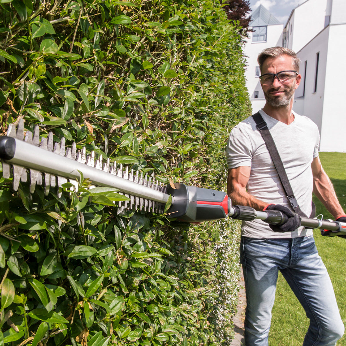 AL-KO 18V/36V Comfort HTAD 1845 Cordless Long Reach Hedge Trimmer