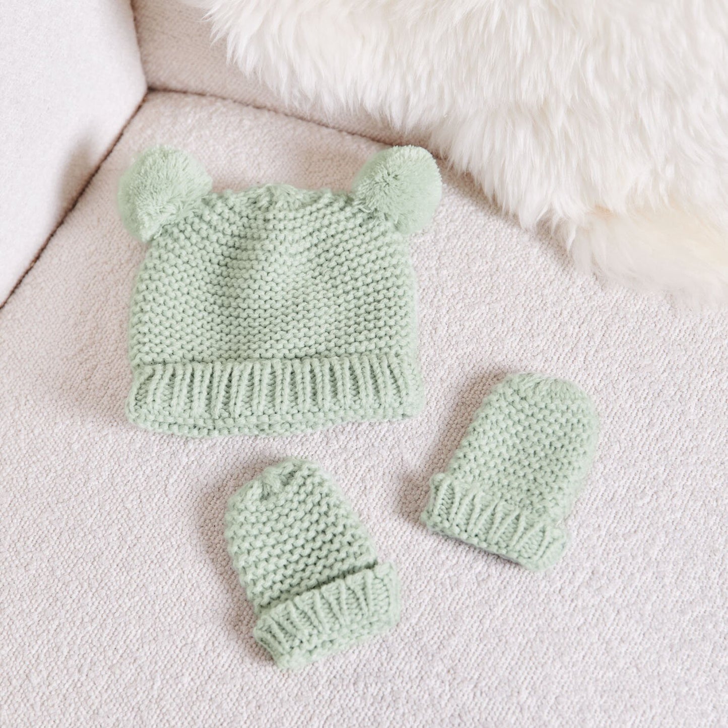 Katie Loxton Knitted Hat & Mittens Set