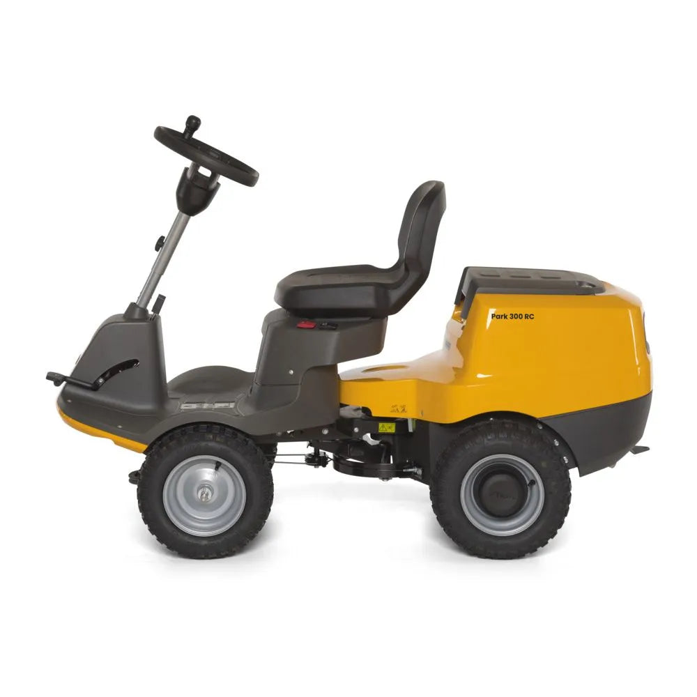 STIGA Park 300RC Petrol Front Mower