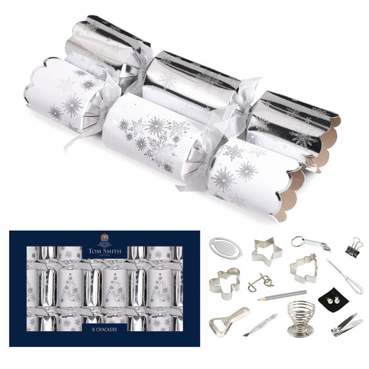 Tom Smith Christmas Crackers Silver Deluxe 8 Pack