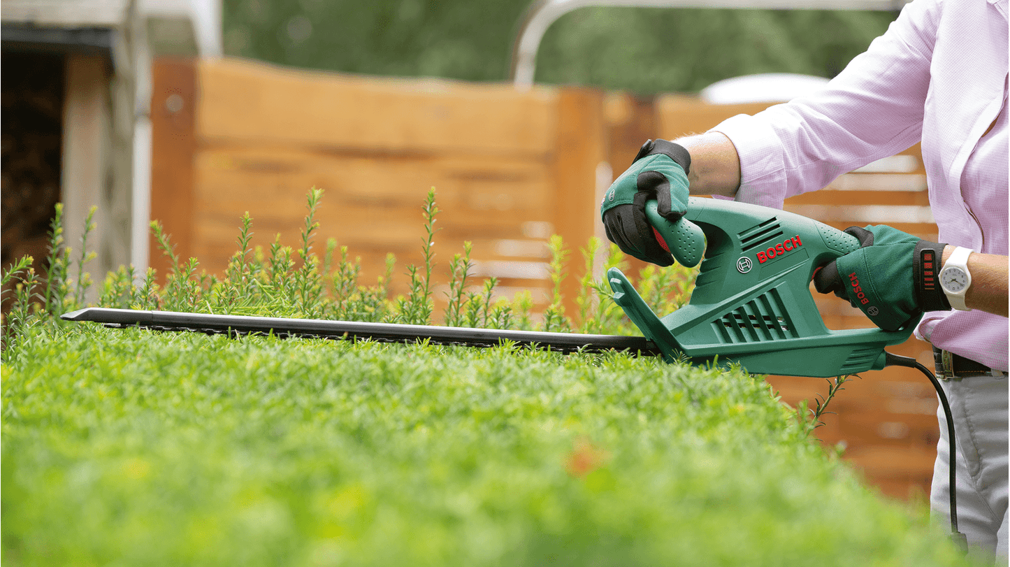 Bosch EasyHedgeCut 55 Electric Hedge Trimmer