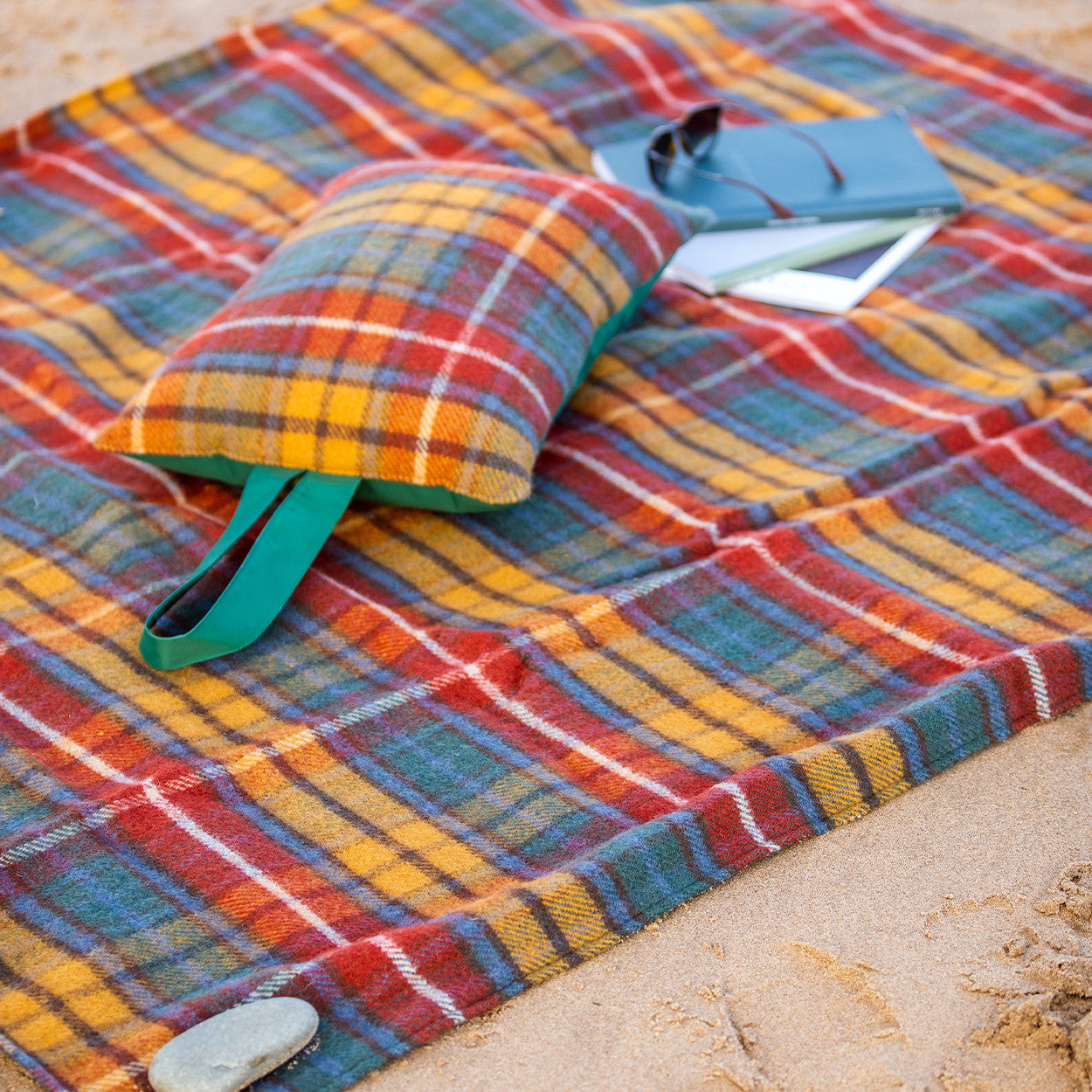 Tweedmill Tartan Antique Buchanan Eventer Picnic Rug