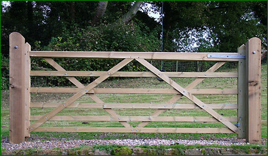 Universal 6-Bar Field Gate