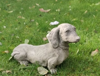 Hellostone Dachshund Garden Ornament