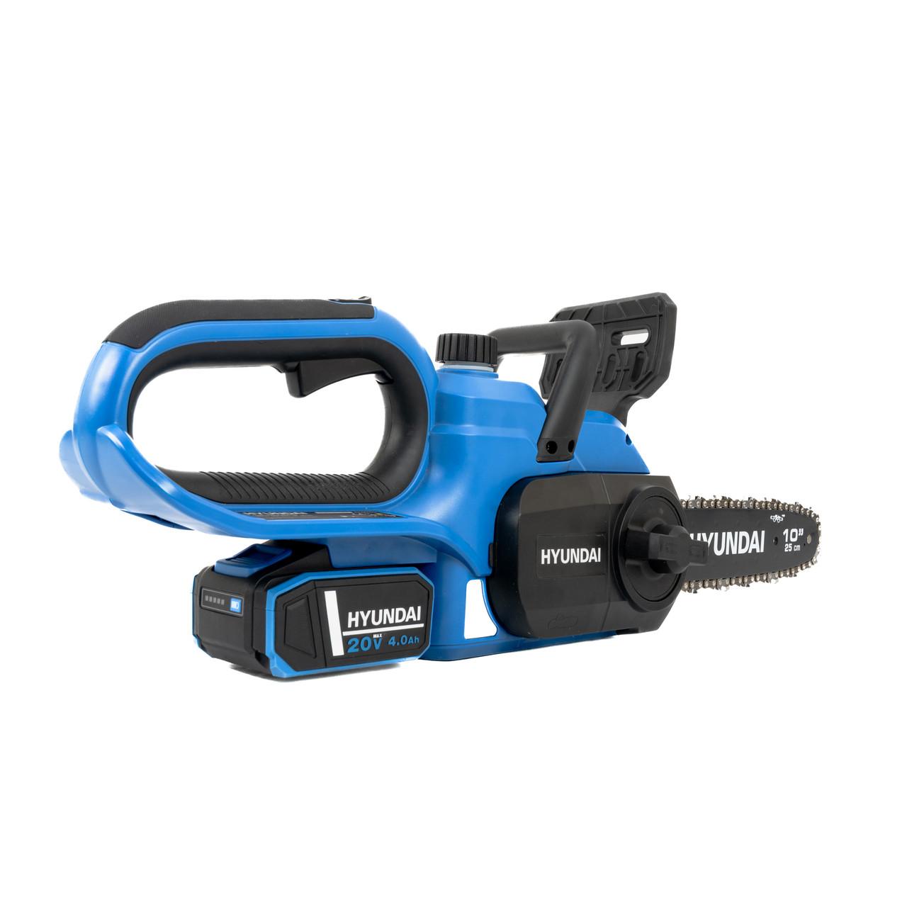 Hyundai HY20CCS10 Cordless Chainsaw 20V Li-Ion 4Ah Battery and Charger