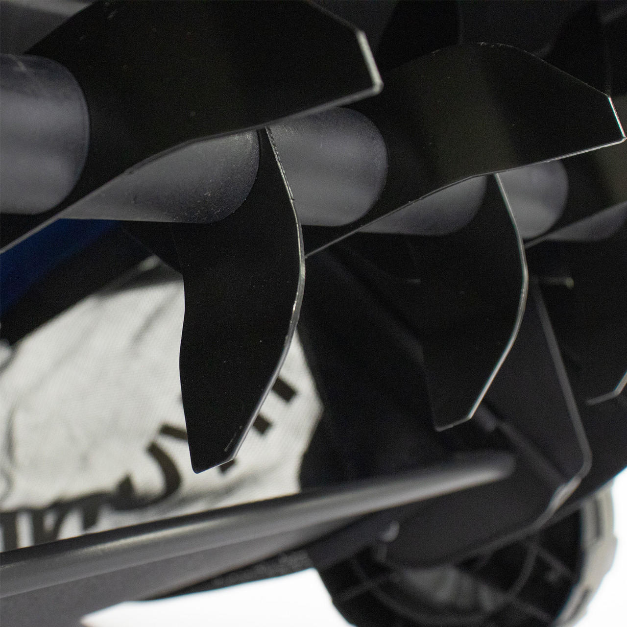 Hyundai HY2196 Cordless Lawn Scarifier, Aerator & Dethatcher Rake