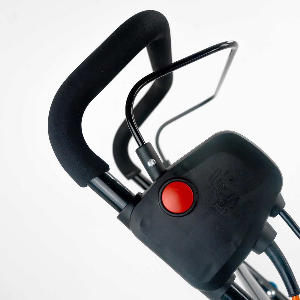 Hyundai HYSW2000E Artificial Grass Sweeper/Brush