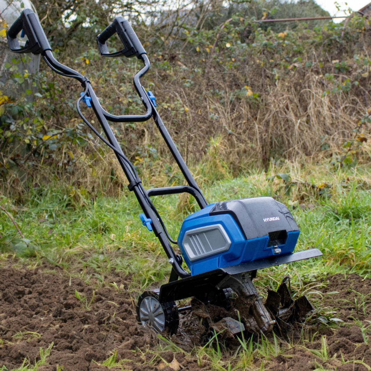 Hyundai HY2198 Cordless Garden Tiller