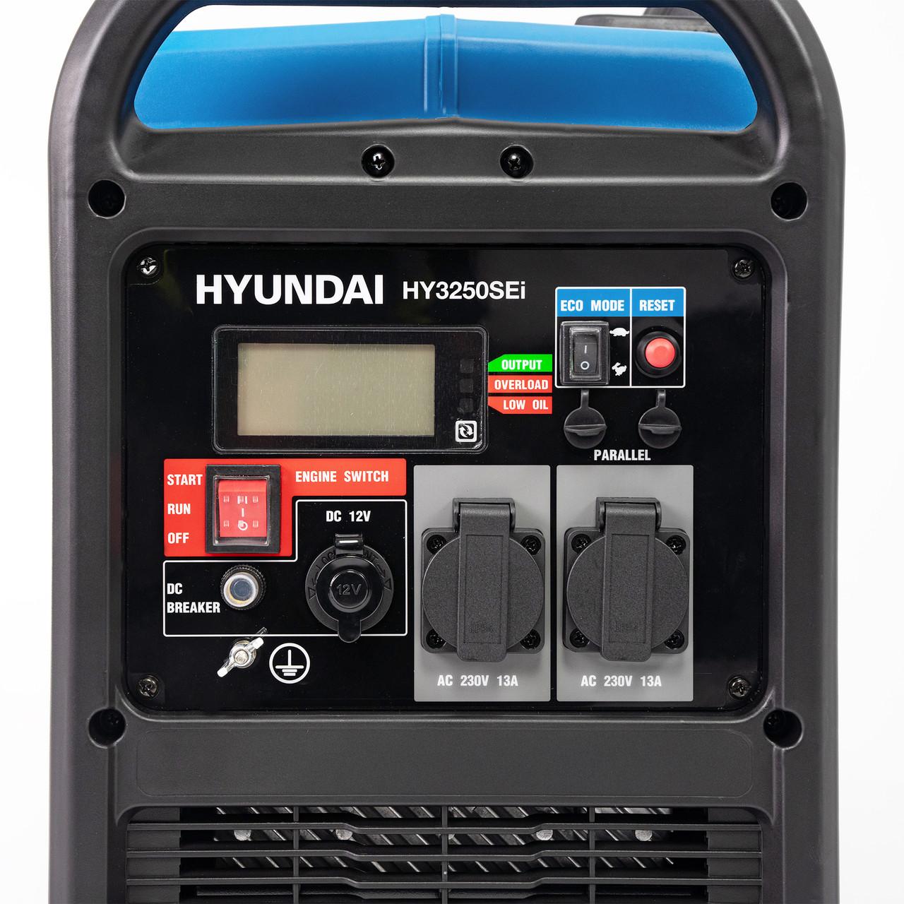 Hyundai HY3250SEi 3200W / 3.2kW Petrol Inverter Generator, Pure Sine Wave Output, Lightweight, Quiet with Electric Start