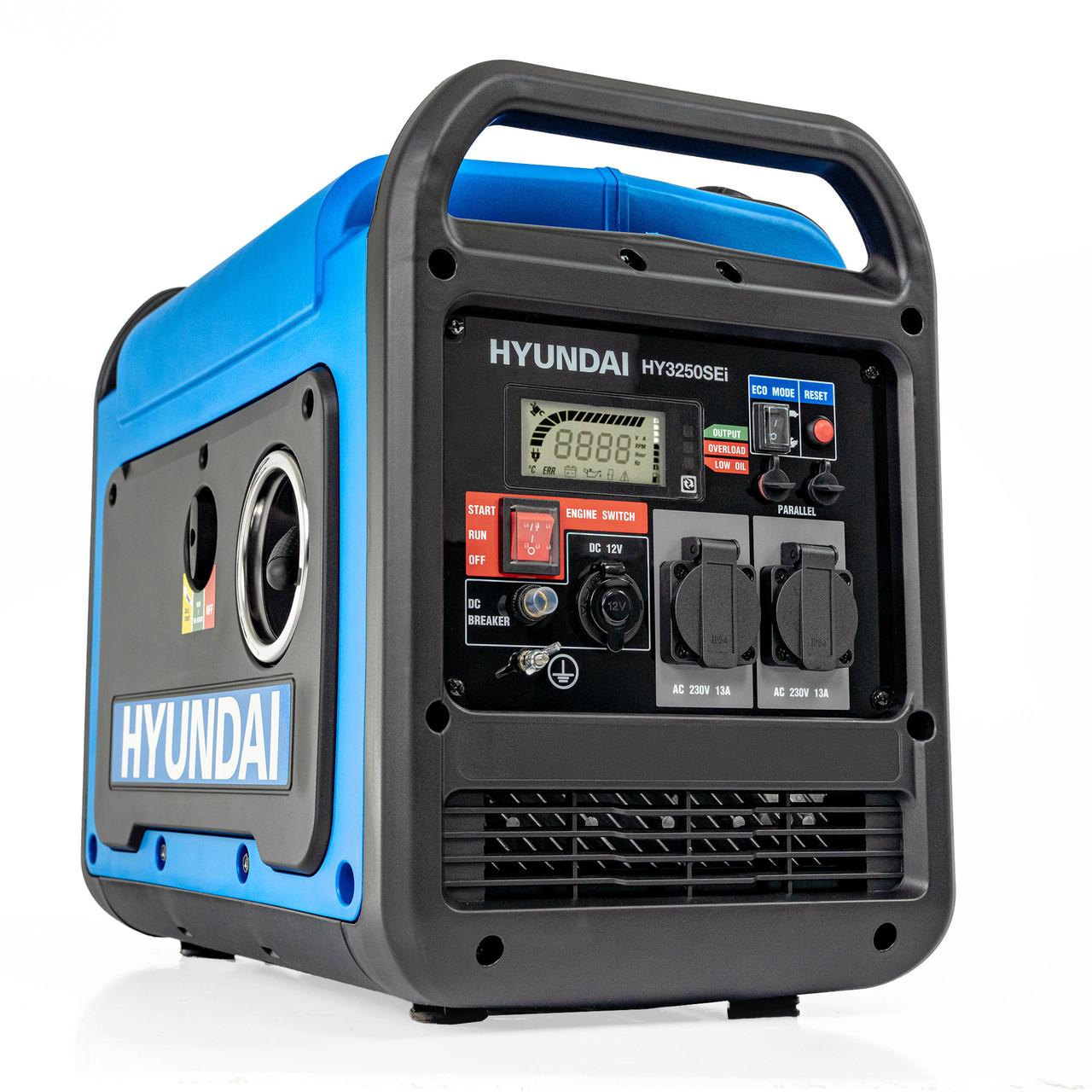 Hyundai HY3250SEi 3200W / 3.2kW Petrol Inverter Generator, Pure Sine Wave Output, Lightweight, Quiet with Electric Start
