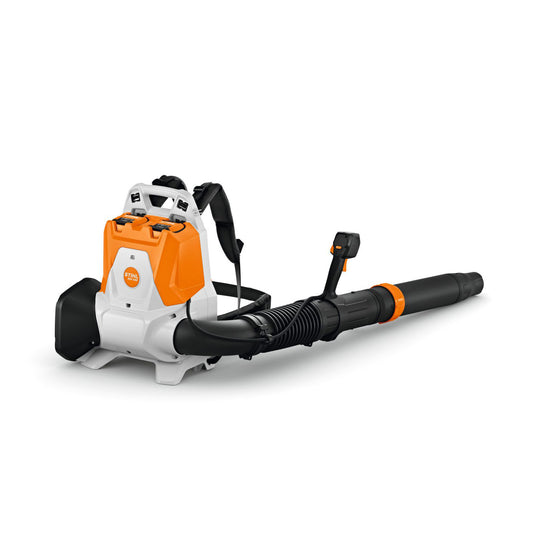 STIHL BRA 280 B Cordless Backpack Blower with ergonomic harness and extendable blower tube.