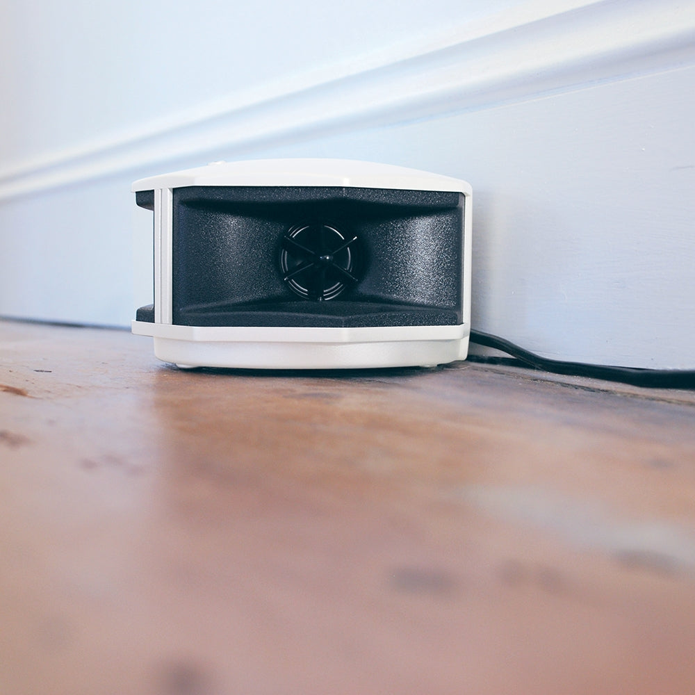 The Big Cheese Mega-Sonic Twin-Speaker Pest Repeller