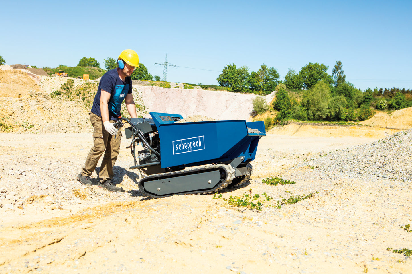 Scheppach DP5000 Petrol Tracked Dumper - Hydraulic Tip