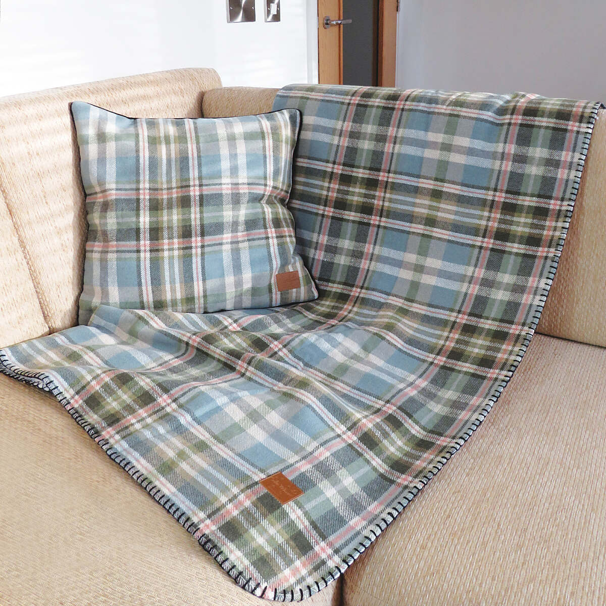 Samuel Lamont Tweed Blanket 127 x 152cm Green