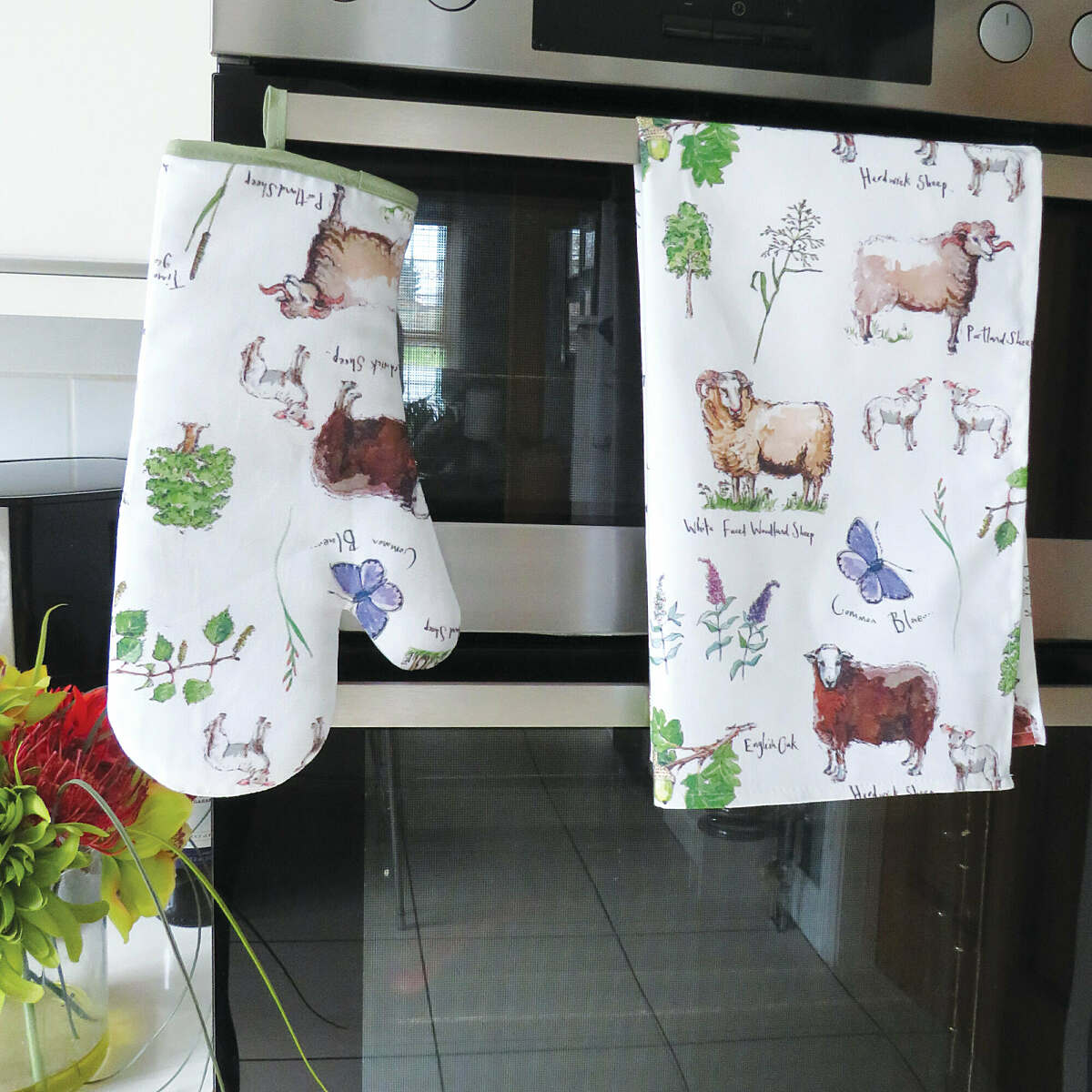 Samuel Lamont Madeleine Floyd Out in the Fields Cotton Tea Towel