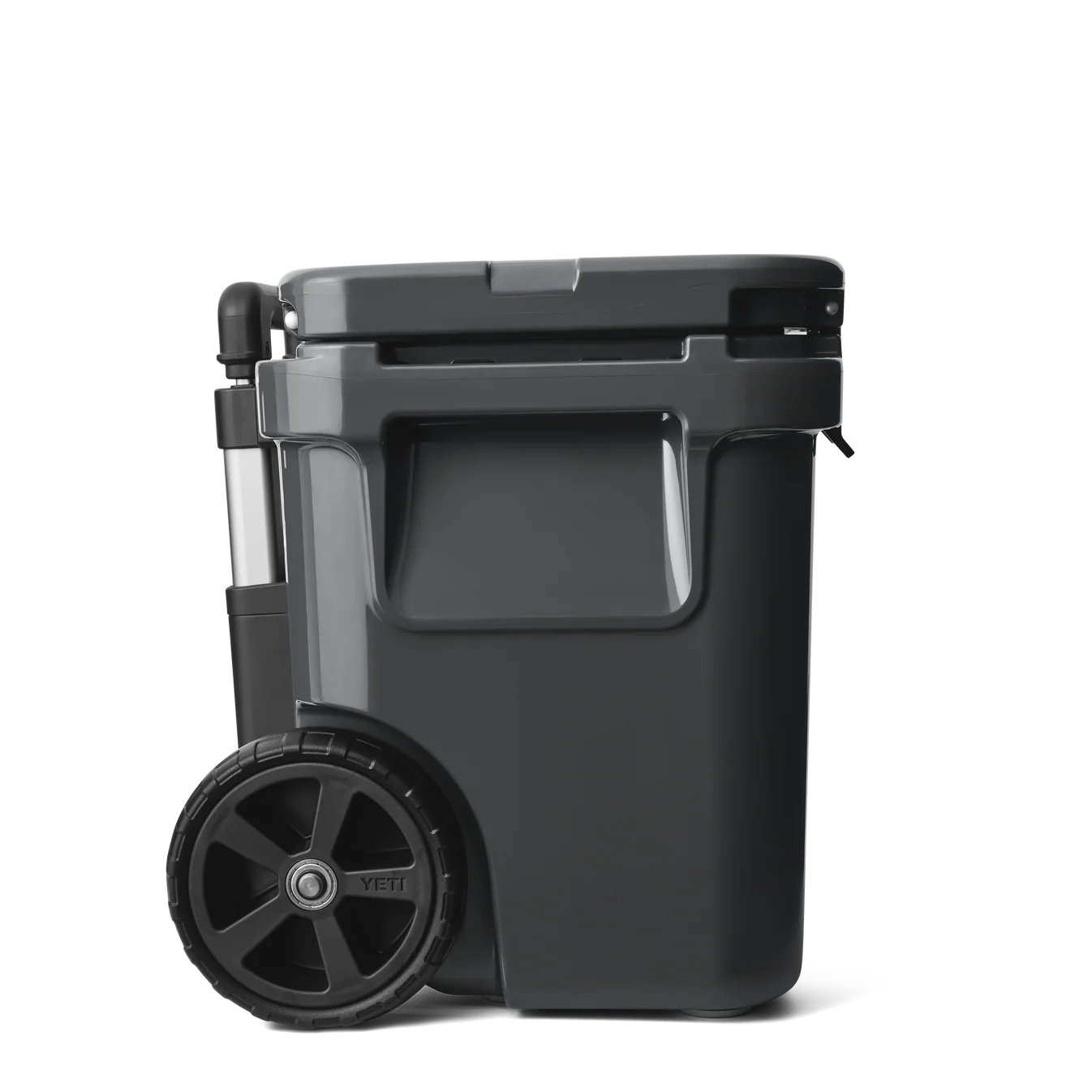 YETI Roadie 32 Wheeled Cool Box - Charcoal