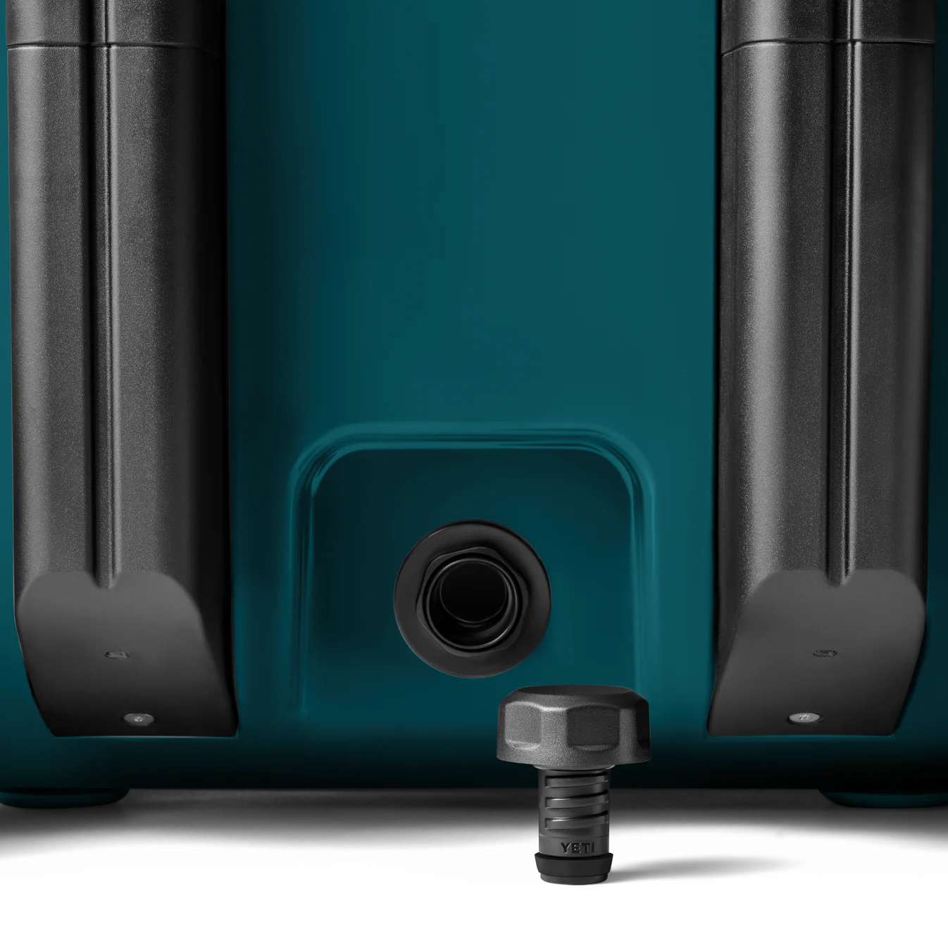YETI Roadie 48 Wheeled Cool Box - Agave Teal