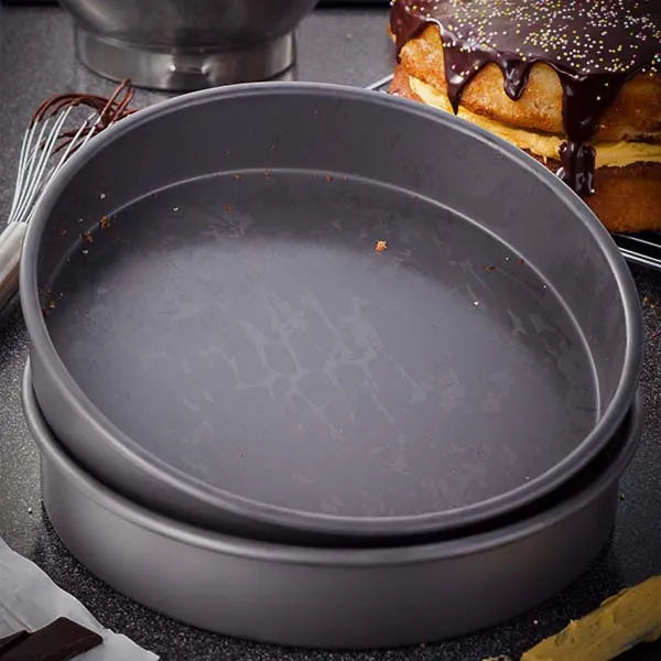 Stellar Hard Anodised Round Sandwich Tin