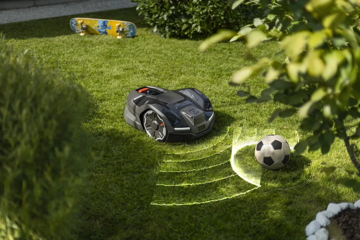 Husqvarna Automower 405XE NERA Robotic Lawn Mower