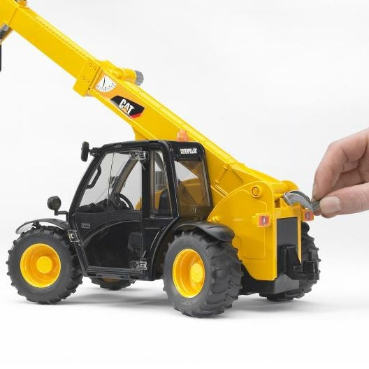 Bruder CAT Telehandler 02141