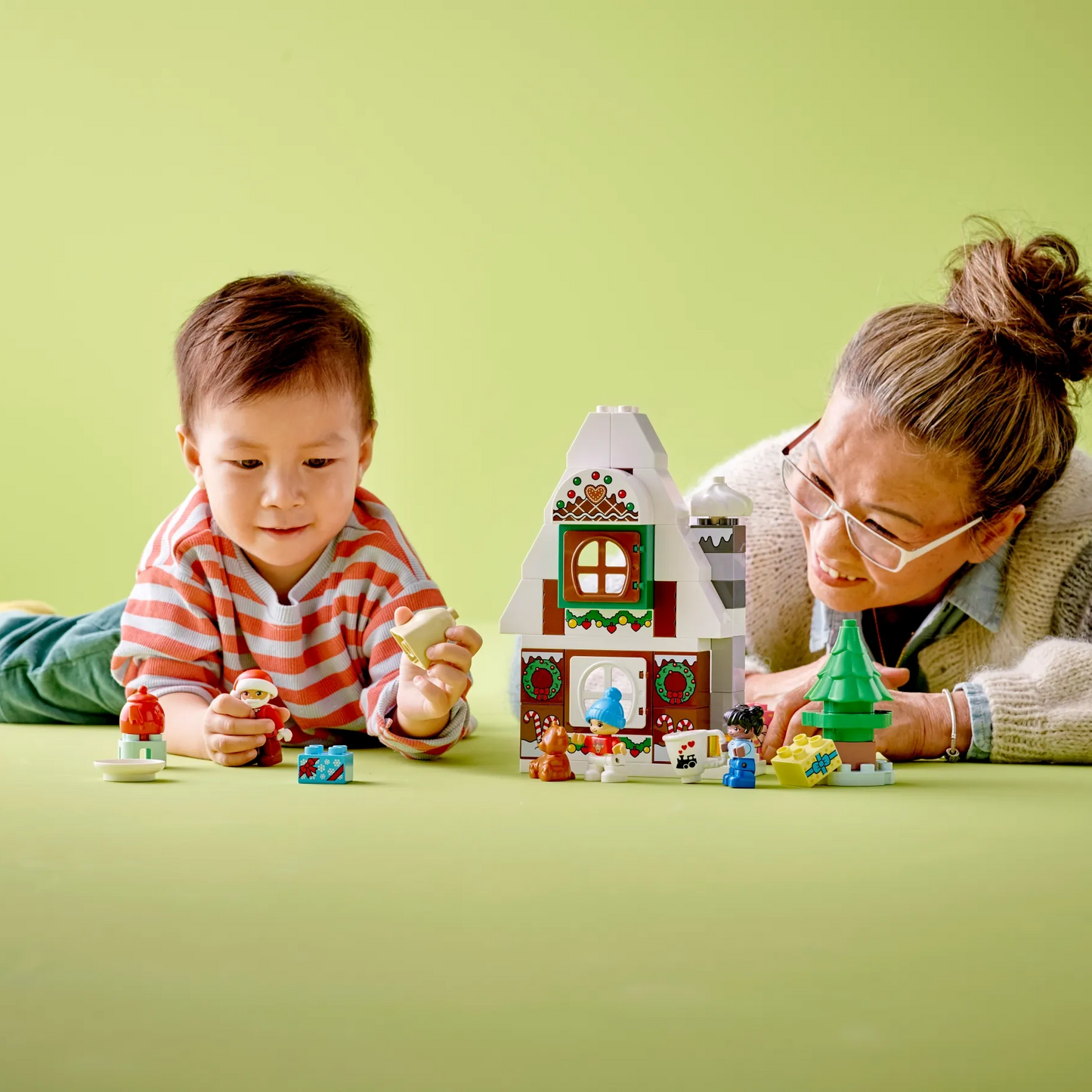 Lego Duplo Santa's Gingerbread House 10976