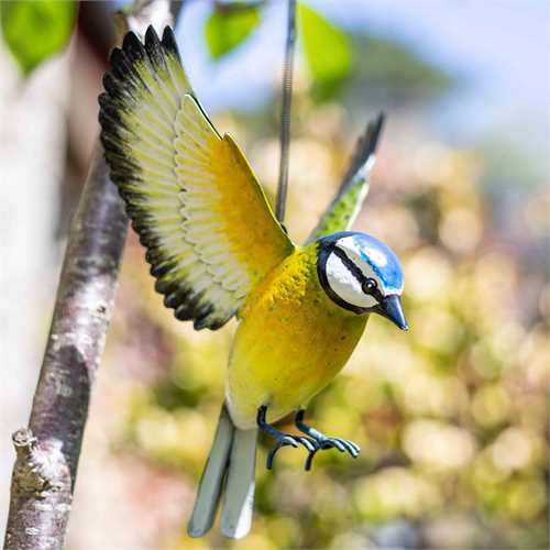La Hacienda British Birds in Flight Blue Tit