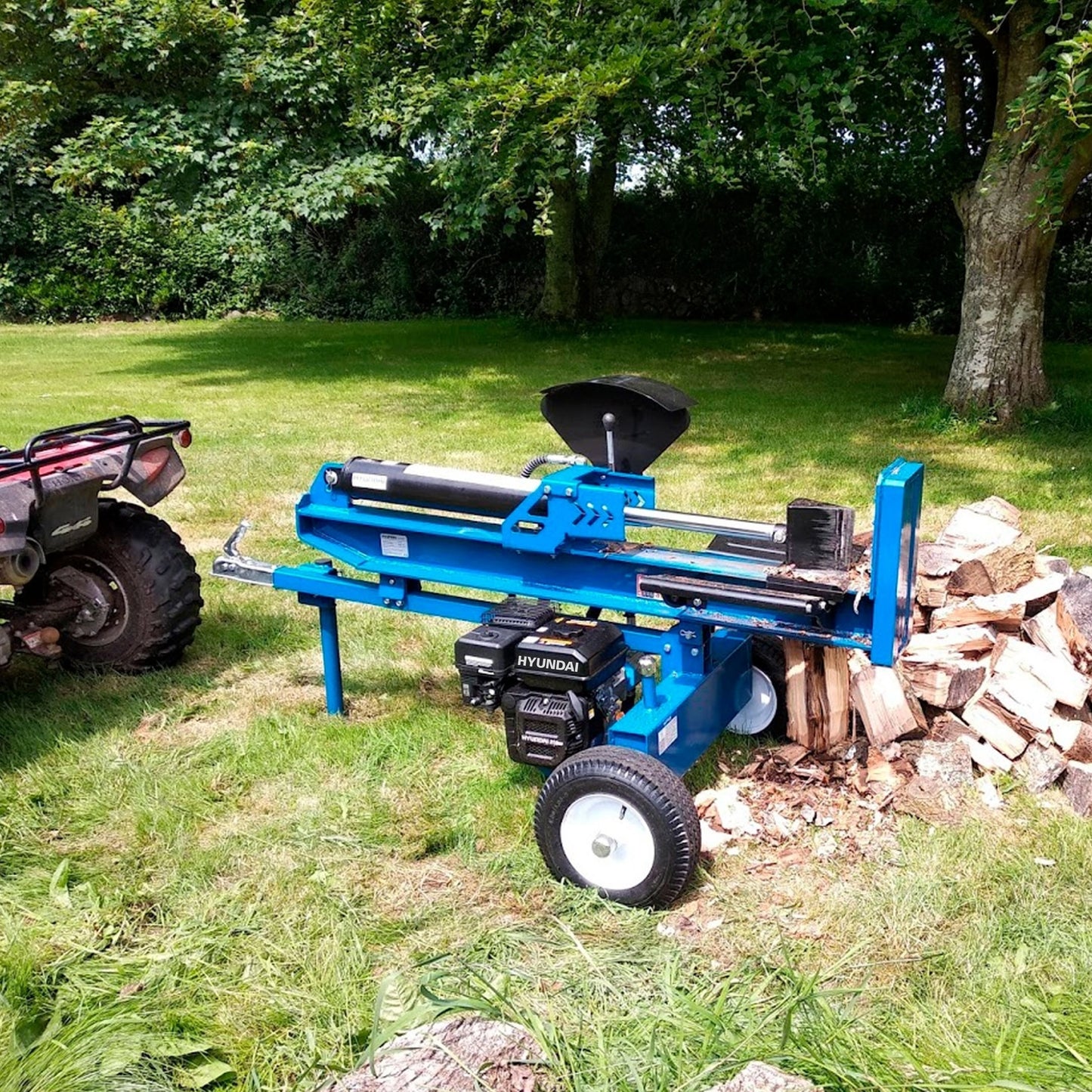 Hyundai HYLS25000T 25 Tonne Horizontal & Vertical Log Splitter