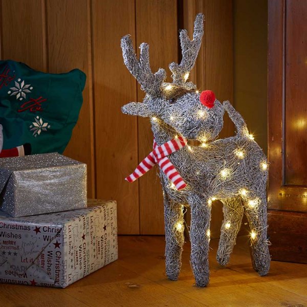 Three Kings LED Sparkly Rattan Blitzen